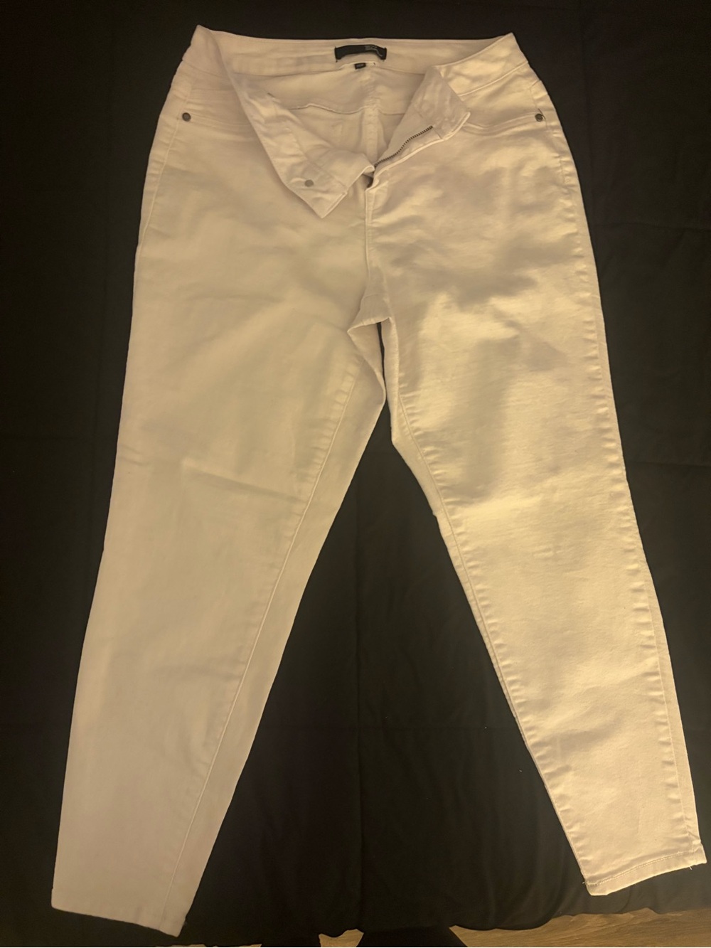 1822 Denim Women's White Skinny Jeans